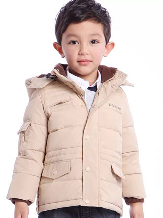 style="width:900px;"