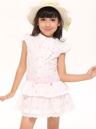 style="width:900px;"